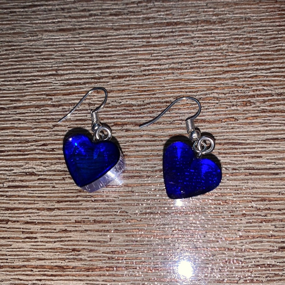 Blue resin heart earrings